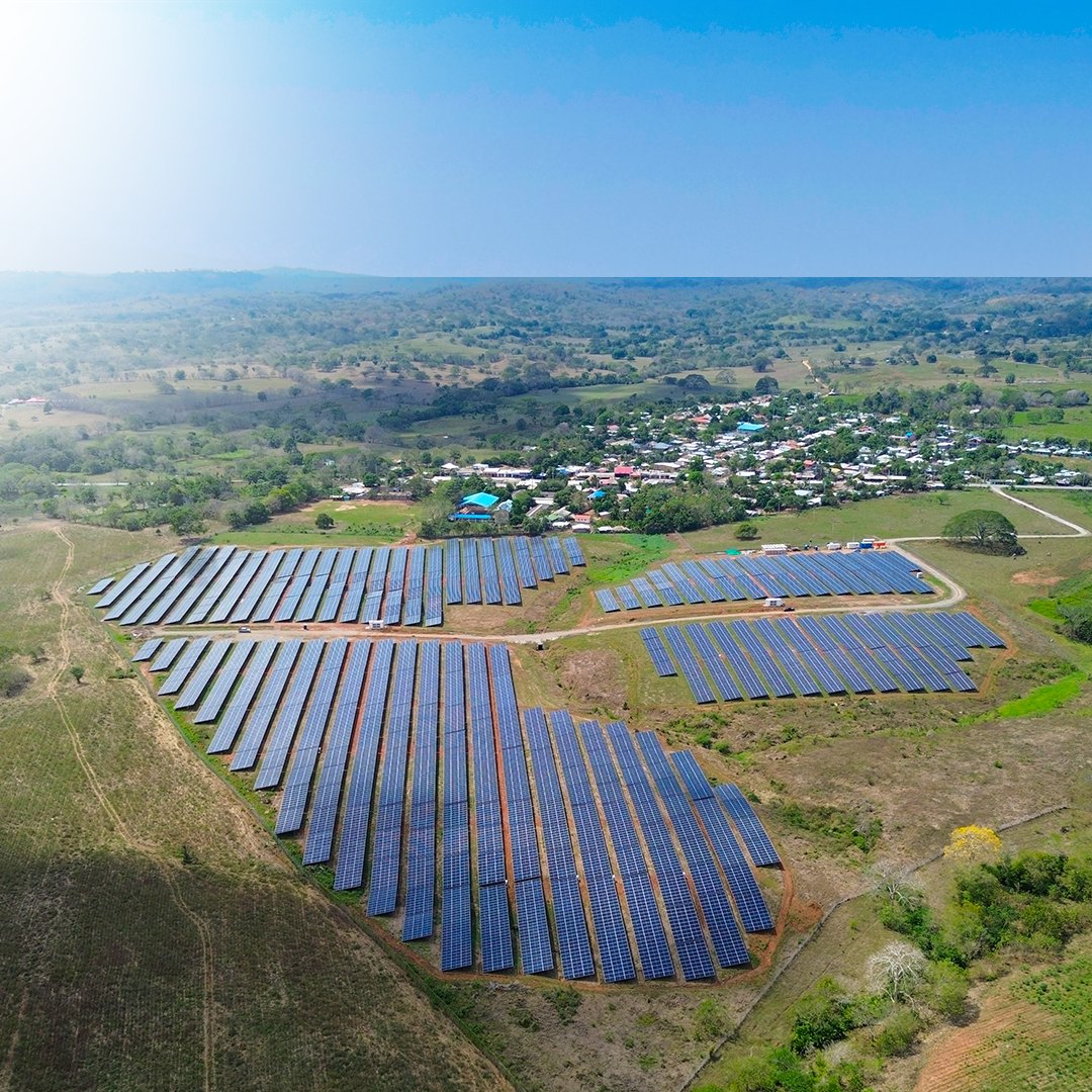 Granja solar en Santa Lucía, Córdoba